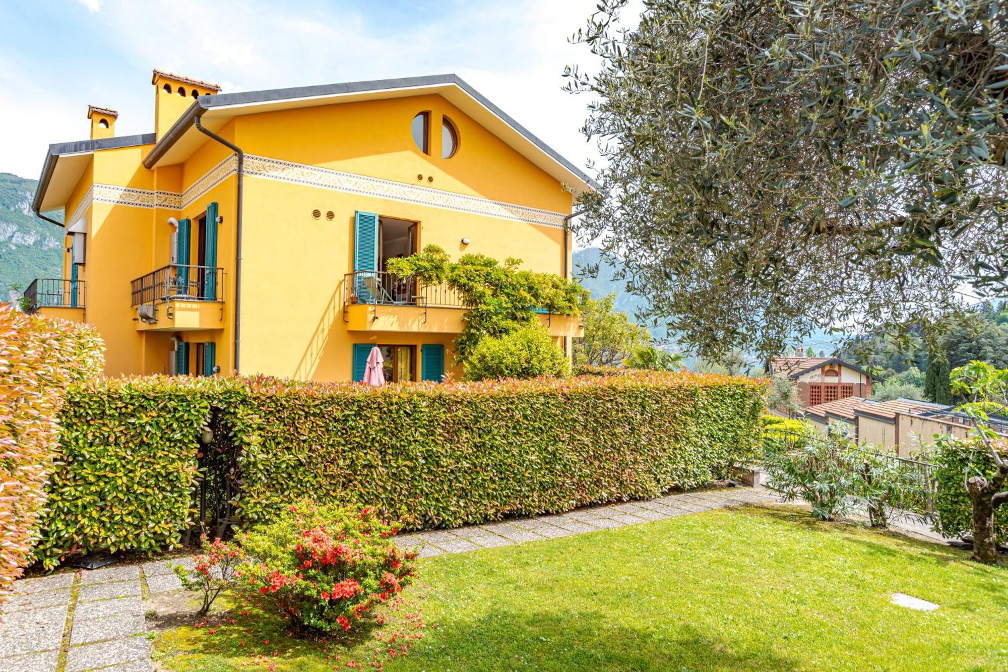 Pearl Of The Lake Apartment, Bellagio, Breathtaking Views And Good Vibes Exterior photo